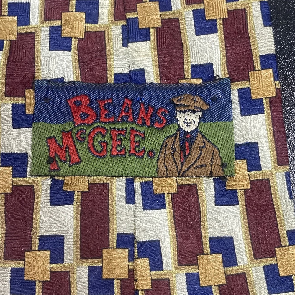 Vintage Beans McGee Tie Geometric Red Blue Gold Silk 3.5 x 58" USA Made AOP - Picture 5 of 6